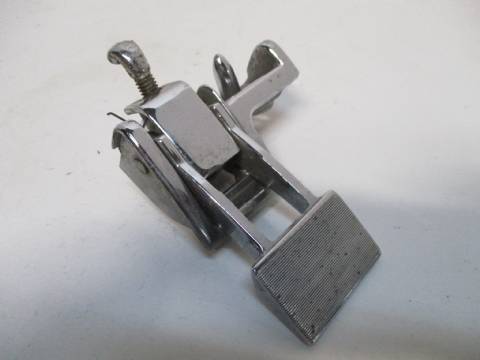 Left convertible top latch